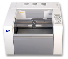 Gravierlaser V2000 (CO2)